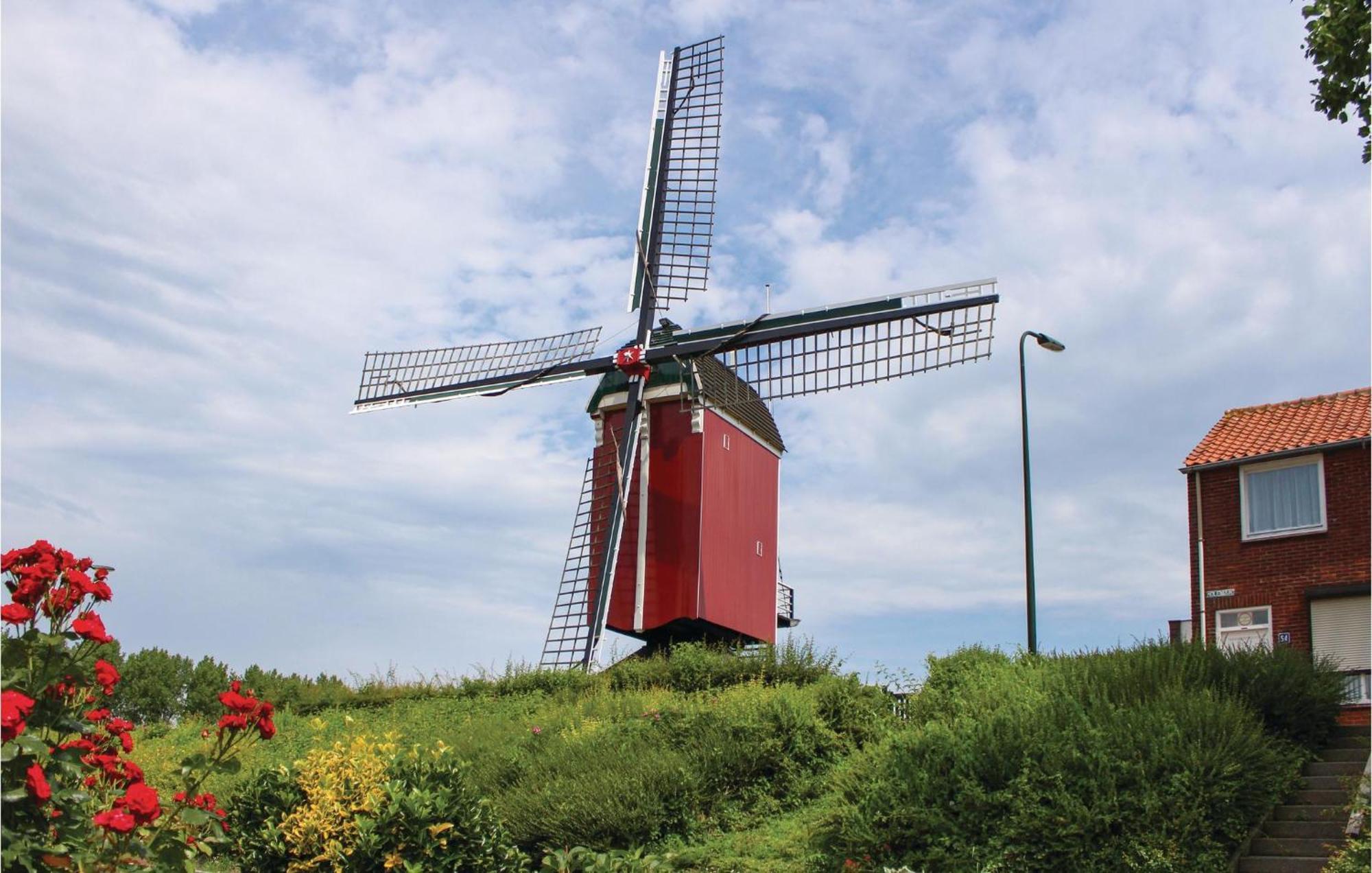 Beautiful Home In Sint-Annaland With Wifi Exterior foto